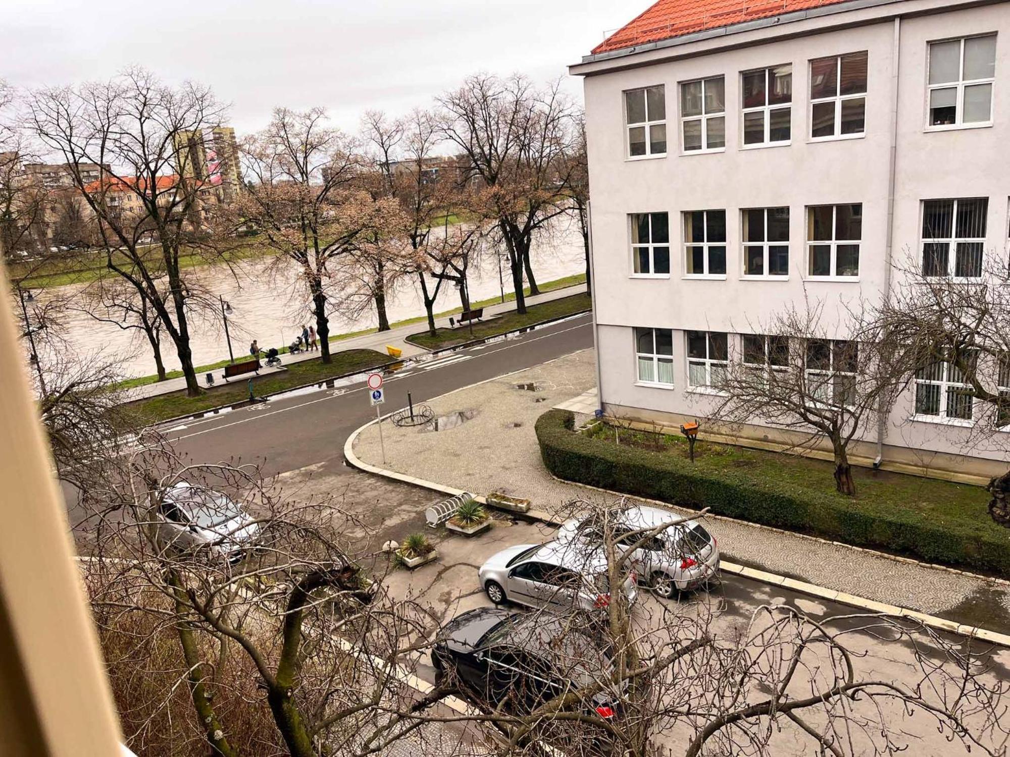 Апарт-Отель "Галаговъ" Uzhhorod Exterior photo